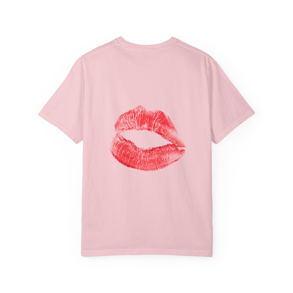 Kiss Face T-Shirt — Playful Lip Print Tee with Flirty Eyes