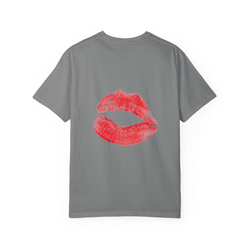 Kiss Face T-Shirt — Playful Lip Print Tee with Flirty Eyes