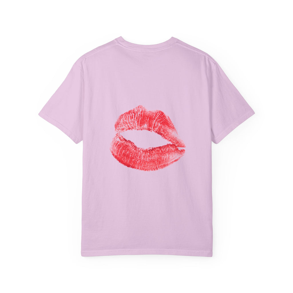 Kiss Face T-Shirt — Playful Lip Print Tee with Flirty Eyes